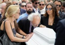 Η διαθήκη της Ζωής Λάσκαρη – Τι κληρονομούν Μάρθα και Μαρία-Ελένη