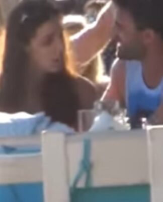Μύκονος: Η Κατερίνα Στεφανίδη κέρδισε «χρυσό» θαυμασμού με το μπικίνι που επέλεξε