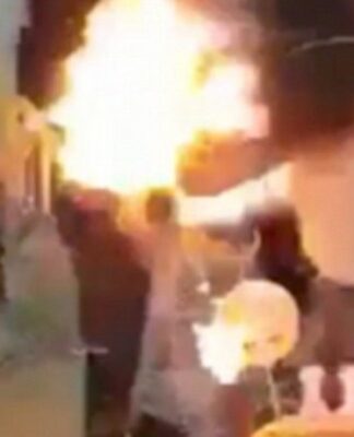 ΣΟΚ: Κοριτσάκι «λαμπάδιασε» μπροστά στην τούρτα γενεθλίων της (ΒΙΝΤΕΟ)