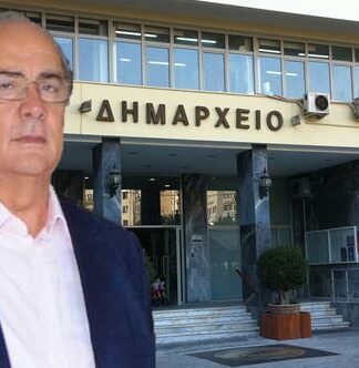 Ο Βασίλης Μιχαλολιάκος εγκαταλείπει τον Πειραιά μετά από 30 χρόνια!