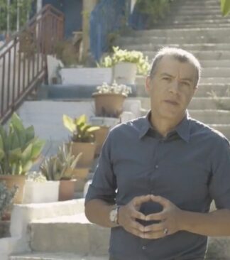 Κεντροαριστερά: Επίσημα υποψήφιος ο Σταύρος Θεοδωράκης – Το video της ανακοίνωσης
