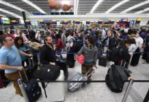 Χάος σε αεροδρόμια σε όλο τον κόσμο: Κατέρρευσαν τα συστήματα check-in. Απίστευτη ταλαιπωρία για επιβάτες