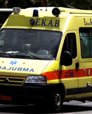 Κρήτη: Χαροπαλεύει ο γιατρός που έπεσε από ύψος 8 μέτρων – Παραμένει διασωληνωμένος στη ΜΕΘ.