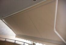 Τραγωδία: Βγήκε να φτιάξει την τέντα στο μπαλκόνι και έπεσε στο κενό!