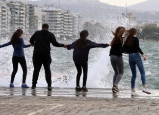 Έκτακτο δελτίο από την ΕΜΥ: Με τι καιρό θα μπει ο Οκτώβριος