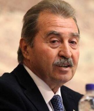 ΥΠΟΘΕΣΗ ΤΡΑΓΑΚΗ: Ο Άδωνις στηρίζει τον υιό Τραγάκη και ο πατέρας «σπρώχνει» την κόρη για υποψήφια!