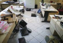 Εισβολή του Ρουβίκωνα στο ΚΕΑΟ – Τα έκαναν γυαλιά – καρφιά