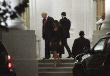 Μελάνια Τραμπ: Σέξι και απλή εμφάνιση στο πλευρό του συζύγου της