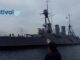 Θεσσαλονίκη: Το θωρηκτό Αβέρωφ μαγνητίζει τα βλέμματα – Η υποδοχή στο λιμάνι της πόλης