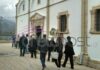 Κρήτη: Σπαραγμός στην κηδεία του Χριστόδουλου Καλαντζάκη – Οργή και πόνος για τη δολοφονία του γιατρού