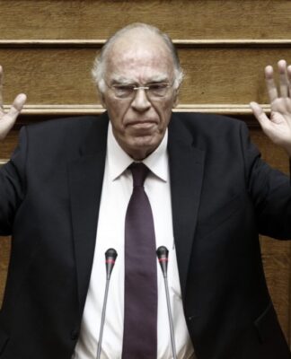 Λεβέντης: Πάω για παραίτηση. Κόβω την καλημέρα στον Παυλόπουλο