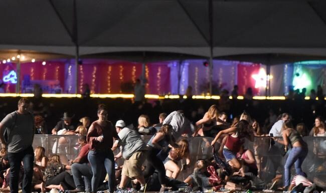 Λας Βέγκας: Πάνω από 50 νεκροί και 200 τραυματίες – Αυτός είναι ο δράστης