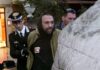 Χειροπέδες για την… κουτουλιά σε δημοσιογράφο από αδερφό μεγαλομαφιόζου (ΒΙΝΤΕΟ)