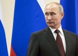 Πούτιν: "Φουντώνουν" οι ψίθυροι για την καθυστέρηση της ανακοίνωσης της υποψηφιότητας του