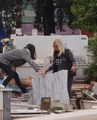 Μάνδρα: Ανατριχιαστικές εικόνες από το νεκροταφείο. Σπασμένοι τάφοι και ανθρώπινα οστά σε κοινή θέα