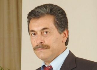 ΣΤΕΦΑΝΟΣ ΧΡΗΣΤΟΥ: Πολιτική/οί του φαίνεσθαι και του είναι !