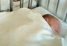 Οργή. Επιβεβαιώνεται ότι πατέρας κακοποίησε σεξουαλικά το 11 μηνών βρέφος του.
