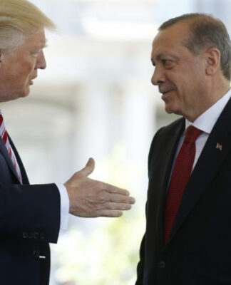 Ο Ερντογάν και ο Τραμπ συμφώνησαν να πολεμήσουν μαζί όλες τις "τρομοκρατικές οργανώσεις"