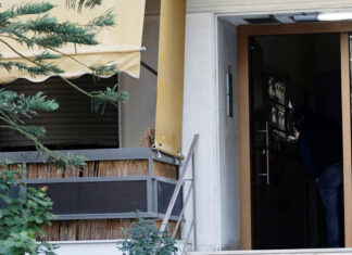 Τραγωδία στη Νέα Σμύρνη – Ραγδαίες εξελίξεις: Αυτός είναι ο λόγος που ο άνδρας σκότωσε τα παιδιά του