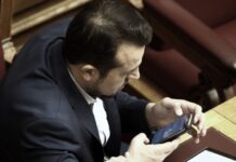 Τηλεοπτικές άδειες: Άγριες κόντρες για την τροπολογία Παππά