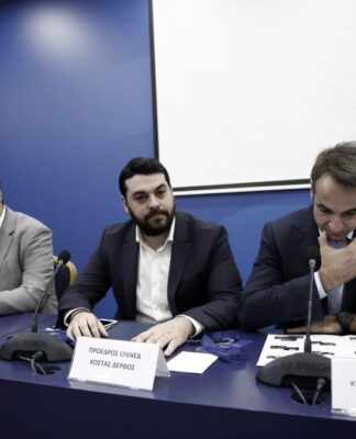 Μητσοτάκης: Σφοδρή επίθεση στον Τσίπρα. "Όταν δεν μπορεί να κυβερνήσει πετάει λάσπη στον ανεμιστήρα"