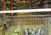 Μήνυμα ΣΟΚ: «Δηλητηριάσαμε με υδροχλωρικό οξύ προϊόντα στα σούπερ μάρκετ»!