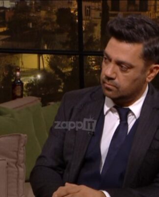 “Καρφί” Θεοφάνους για πασίγνωστο τραγουδιστή! «Έχουμε συναντηθεί και κάνει την… πάπια»