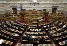 Υπερψηφίστηκε η τροπολογία για τους πλειστηριασμούς – Κοντονής: Κάποιοι υπερασπίζονται τις βίλες