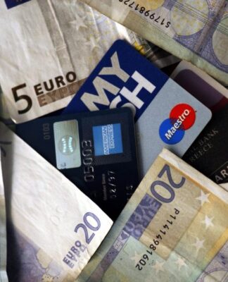 Έφθασε η ώρα για την μεγάλη λοταρία των 10 εκατ. ευρώ – Πώς θα γίνει η κλήρωση