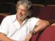 Γιάννης Βούρος: «Πριν δέκα ημέρες, άφησα έξω από το θέατρο…»