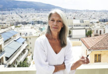 Η Ματούλα κινδυνεύει να μείνει στο δρόμο- Η έξωση και η επέμβαση