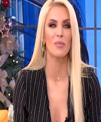 Η εξομολόγηση της Κατερίνας Καινούργιου: «Η πρώτη μου ερωτική επαφή ήταν στα…»