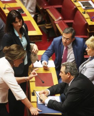 Σκληρή και ειρωνική απάντηση Καμμένου σε Ντόρα