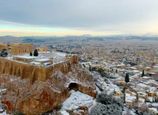 Μια ολόκληρη χρονιά σε 159 δευτερόλεπτα. Συγκλονιστικό βίντεο με τις φωτογραφίες "σταθμούς" του 2017
