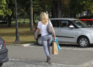 Ρόδος: Μαρτύριο στα σκοτεινά μονοπάτια της πορνείας – Εκβιασμοί, κάμερες και συνεχείς αποκαλύψεις.