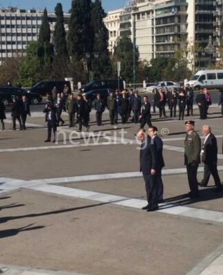 Όταν ο Ερντογάν υποκλίθηκε στην ελληνική σημαία και οι Ευέλπιδες έψαλλαν τον εθνικό ύμνο