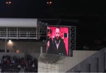 Λάρισα: Της έκανε πρόταση γάμου από τη… γιγαντοοθόνη του γηπέδου.