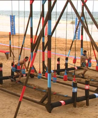 Survivor: Διάσημοι VS Μαχητών: Δείτε ποια ομάδα κέρδισε το πρώτο αγώνισμα και το έπαθλο που πήραν