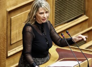 Βόμβα Παπακώστα για ίδρυση νέου κόμματος – «Η πολιτική απεχθάνεται τα κενά, όπως και η φύση»