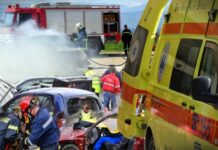 Τραγωδία με τρεις νεκρούς στην Κρήτη. Φονική σύγκρουση αυτοκινήτων. Μέσα στο ένα ήταν και παιδιά