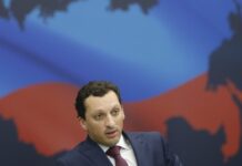 Χώρισε την κρυφή κόρη του Πούτιν και έχασε τη μισή του περιουσία