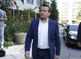 Νέες "βόμβες" Παππά για Σαμαρά – "Είχε αποδεχτεί το σκέτο Μακεδονία"