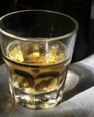 Πως το αλκοόλ συνδέεται με τον καρκίνο