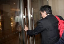 Έξοδος στις αγορές τις επόμενες ημέρες – Τι ανησυχεί τους ξένους και τι επιδιώκει η Ελλάδα