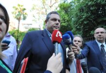 Κοτζιάς: Η κυβέρνηση διαπραγματεύεται σύνθετη ονομασία