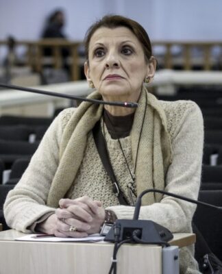 Δίκη Χρυσής Αυγής: "Καίει" Κασιδιάρη και Παναγιώταρο η Μαρία Κανελλοπούλου