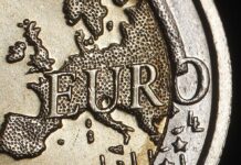 Eurostat: Έσπασε ρεκόρ 10ετίας η ανάπτυξη