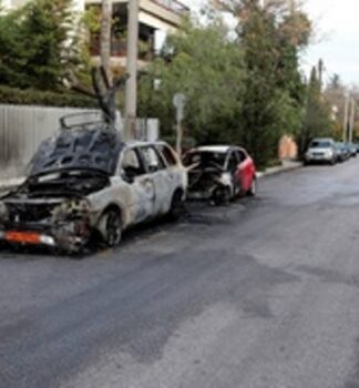Επίθεση στην Πρεσβεία της Ουκρανίας – “Σιγή ασυρμάτου” από την Αστυνομία