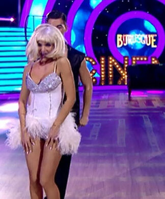 DWTS 6: Μας «ταξίδεψε» κινηματογραφικά με το Good Girl η σέξι Κάβουρα