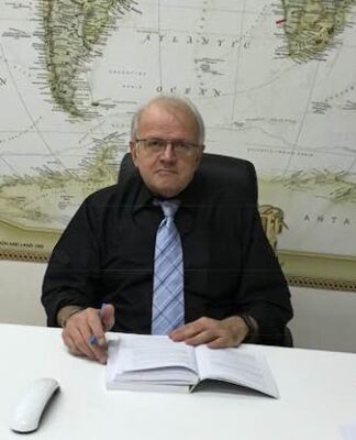 Άκης Τσελέντης: Δεν πρόλαβα τη μοιραία πτήση στο Ιράν.